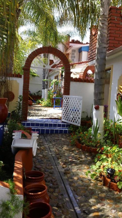 Welcome To Casa Viva Mexico 3-Bedrooms 2-Bathroms 6-Guests Close To Shoping Center & Beach Tijuana Exterior photo